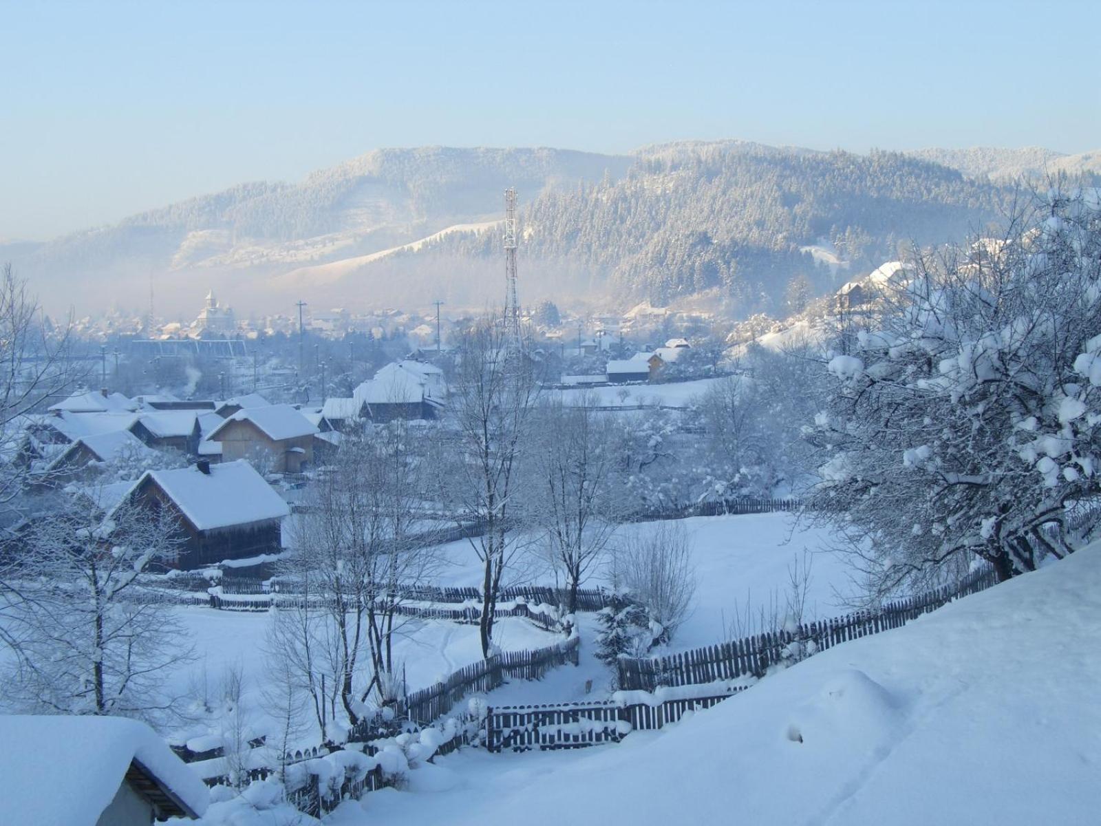 Hotel Pension Lucia Bucovina Vama  Exteriér fotografie