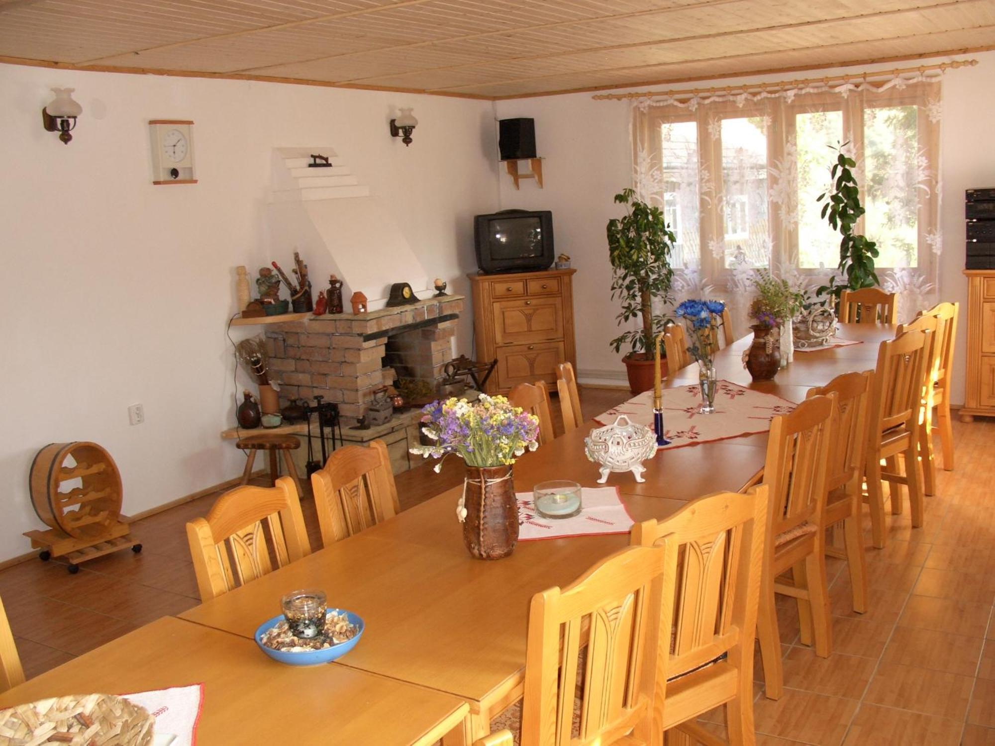 Hotel Pension Lucia Bucovina Vama  Exteriér fotografie