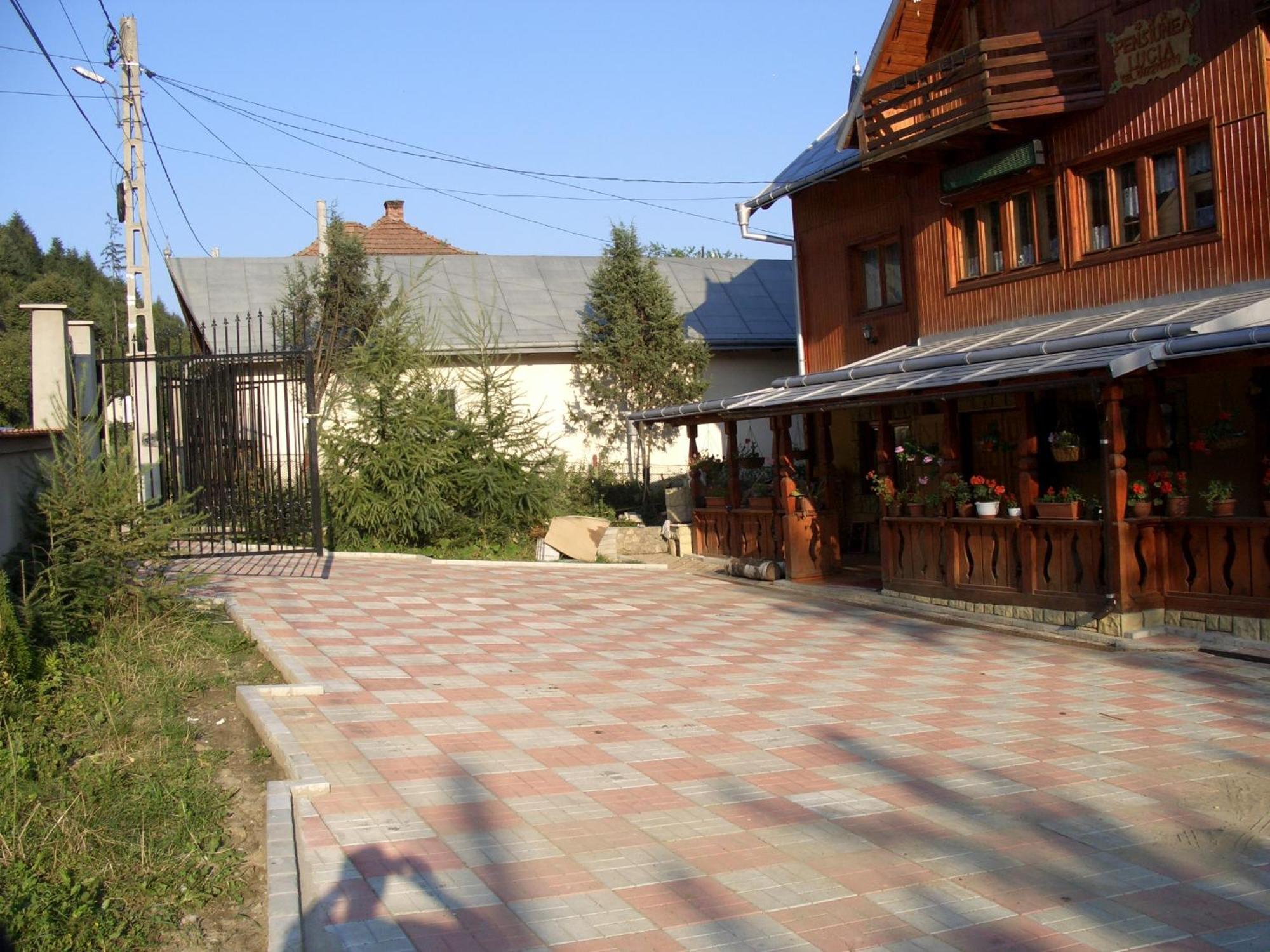 Hotel Pension Lucia Bucovina Vama  Exteriér fotografie