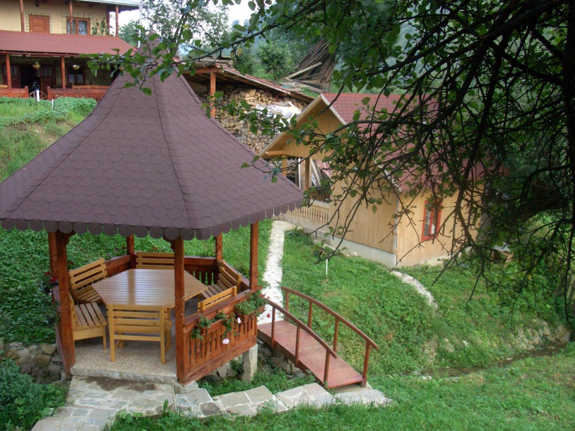 Hotel Pension Lucia Bucovina Vama  Exteriér fotografie