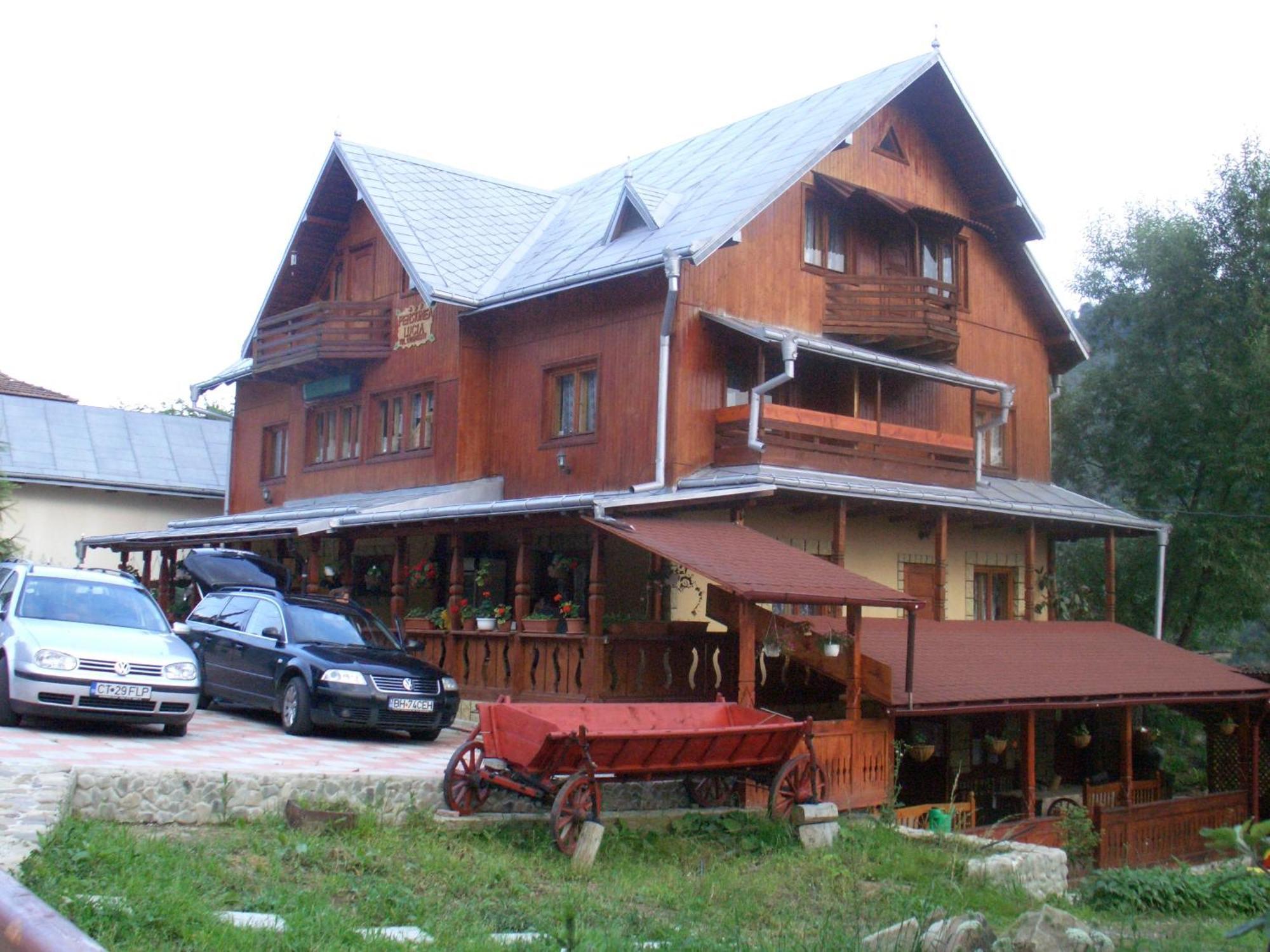 Hotel Pension Lucia Bucovina Vama  Exteriér fotografie